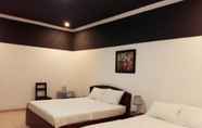 Bedroom 4 Hoang Hoa Hotel