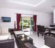 Common Space 7 Baan Maenam No.1 - 2 Bed Villa with Shared Pool in Samui