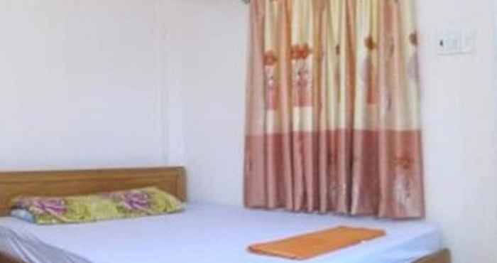 Bedroom Phong Lan Hotel