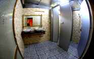 In-room Bathroom 4 Po Homestay