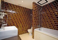 In-room Bathroom 4 Nirvana Place-2 Bed Apartment at Pratumnak Hill Central Pattaya