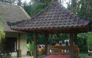 Lobi 7 Ayu Lestari Cottage