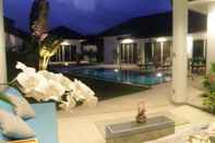 Kolam Renang Pearl Villa Phuket