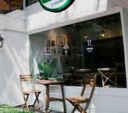 Exterior 4 Weeping Willow Sukhumvit 26