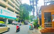 Nearby View and Attractions 4 FIRST 1 Boutique House at Sukhumvit 1