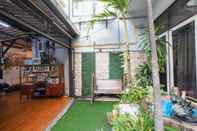 สิ่งอำนวยความสะดวกด้านความบันเทิง The Alley Hostel & Bistro