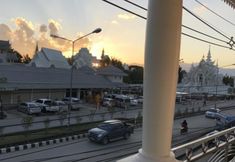 Nearby View and Attractions 6 Reun Pon Aek