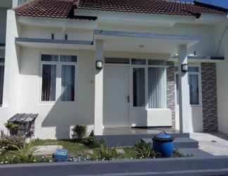 Exterior 2 Villa Puncak Garuda C6