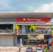 Bangunan 2 Trevor Hotel