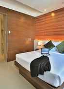 BEDROOM Valero Grand Suites by Swiss-Belhotel