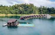 Bangunan 2 500 Rai Floating Resort