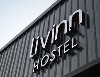 Exterior 2 Livinn Hostel City Center Surabaya