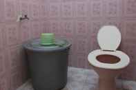 Toilet Kamar Hotel Ronita