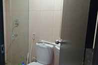 In-room Bathroom Studio Room at Tamansari Papilio Apartment Surabaya (23) by HUM'Z