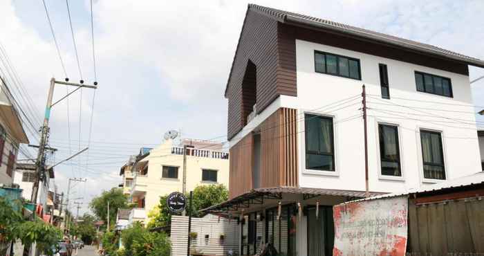 Exterior Family Home Chiang Mai