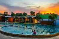 Swimming Pool The Win Hotel