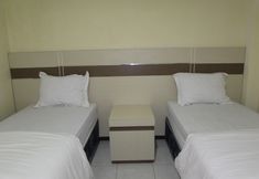 Bedroom 4 Hotel Sinar Tambolaka