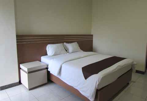 Bedroom Hotel Sinar Tambolaka