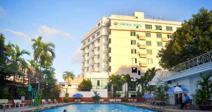 Swimming Pool Central Hotel Quang Ngai