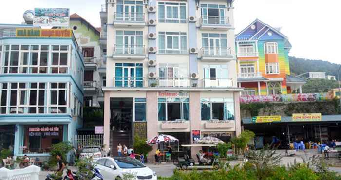 Bên ngoài Orient Hotel Tam Dao