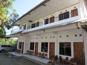 Exterior 4 Homestay Melati Tambolaka