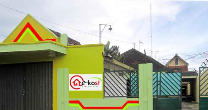 Exterior Homestay at Ekost Bayeman