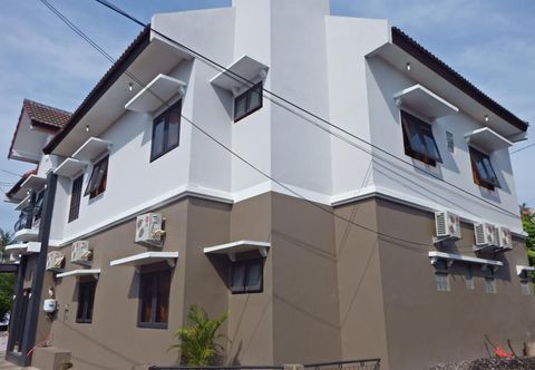 Exterior Homestay at Kingkost Karangjati 1