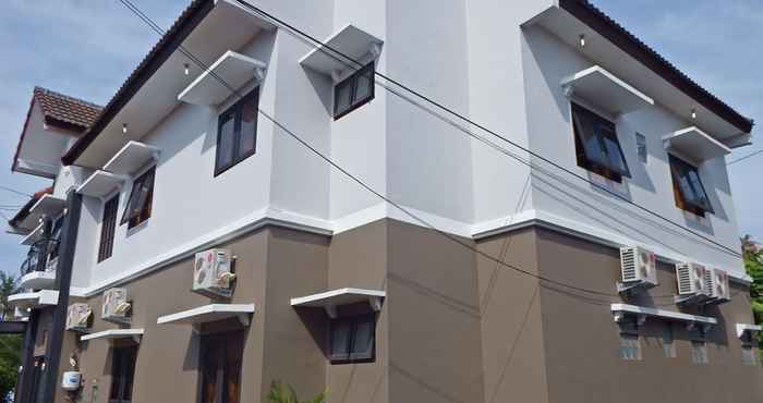 Exterior Homestay at Kingkost Karangjati 1