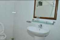 In-room Bathroom Newstar Phu Quoc Resort 