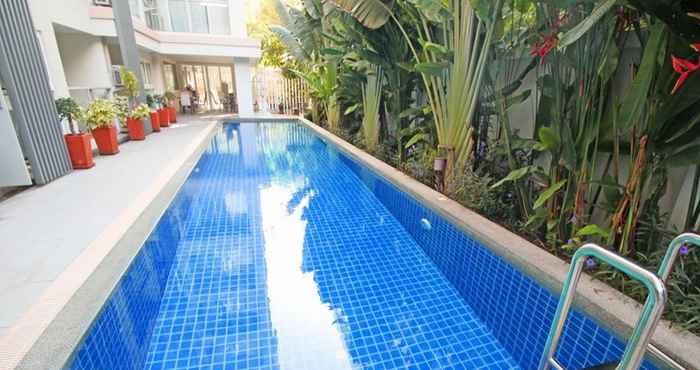 สระว่ายน้ำ The Place Pratumnak by Pattaya Sunny Rentals