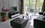 ล็อบบี้ 4 The Place by Pattaya Rental Apartment