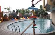 Swimming Pool 6 Grand Soll Marina Hotel