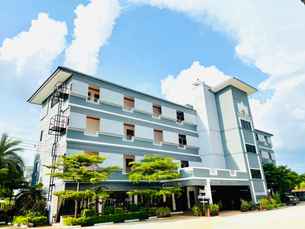 Thatphanom View Hotel, THB 639.22