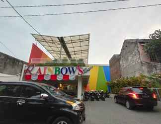 Bangunan 2 Rainbow House Medoho Raya