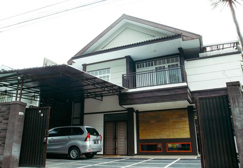Bangunan Happy House Bandung