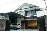 Exterior Happy House Bandung