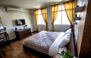 Kamar Tidur 4 Laguna Serviced Apartment