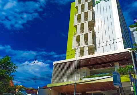 Exterior Whiz Prime Hotel Sudirman Makassar