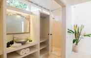 In-room Bathroom 6 Rumah Matisse