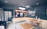 Bar, Kafe dan Lounge 4 Soft Dormtel 