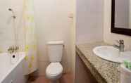 Toilet Kamar 5 Dayu Hotel Kuta