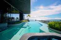 Swimming Pool  Cross Vibe Pattaya Seaphere  ( formerly X2 Vibe Pattaya Seaphere )