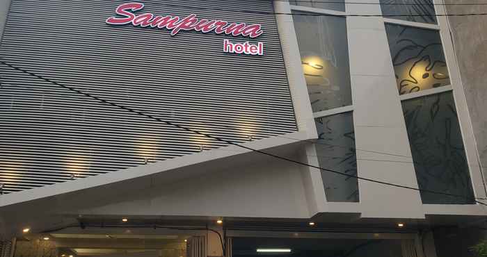 Bangunan Hotel Sampurna Cirebon