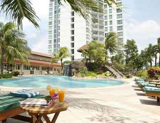 ภายนอกอาคาร 2 The Residences at Puri Casablanca