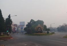 ภายนอกอาคาร 6 Fun D Hostel