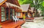 ภายนอกอาคาร 2 Lipe Beach Resort