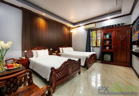 Bedroom Nam Hai Hotel