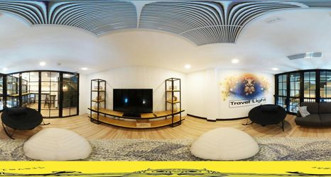 로비 2 Travel Light Hostel