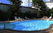 สระว่ายน้ำ 6 Baantonsai Garden Resort