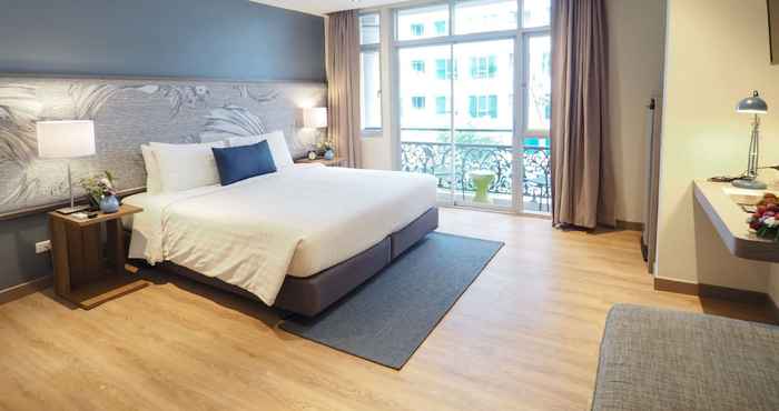 Bên ngoài Asoke Residence Sukhumvit by Urban Hospitality